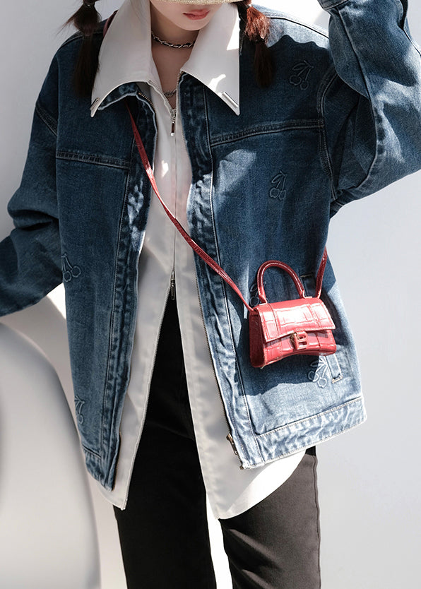 Elegantly Styled Coat for Everyday Wear