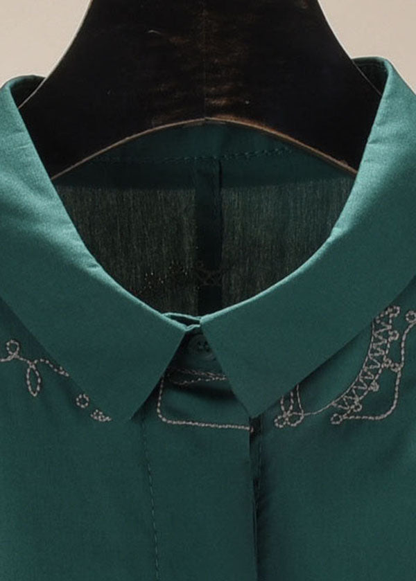 Classic Vintage Shirt with a Flattering Fit