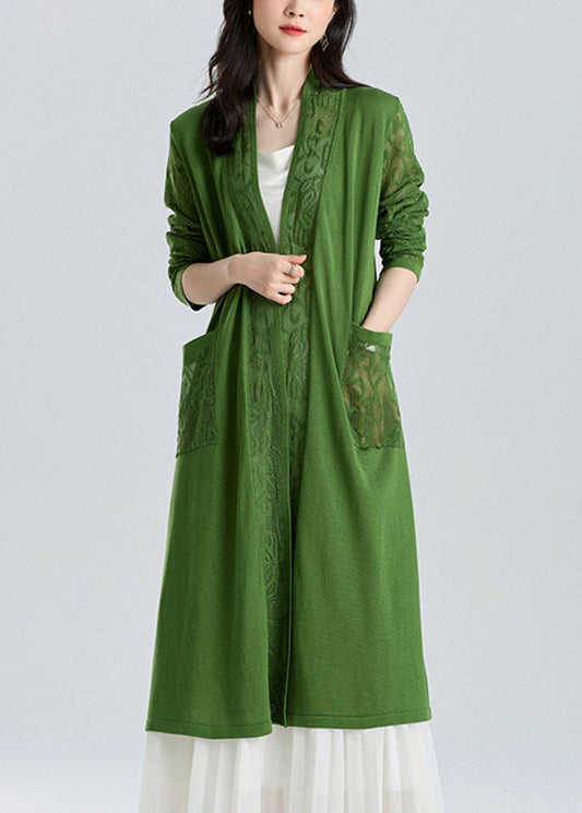 Well Tailored Cardigan with a Graceful Silhouette