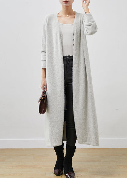 Well Tailored Coat with a Graceful Silhouette