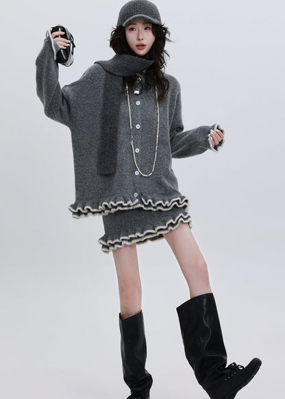 Gracefully Styled Cardigan for Any Occasion