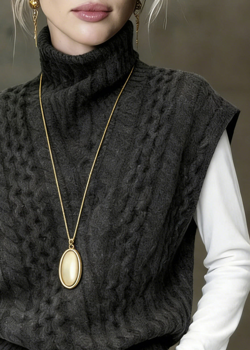 Classic Vintage & Enduringly Stylish Garment