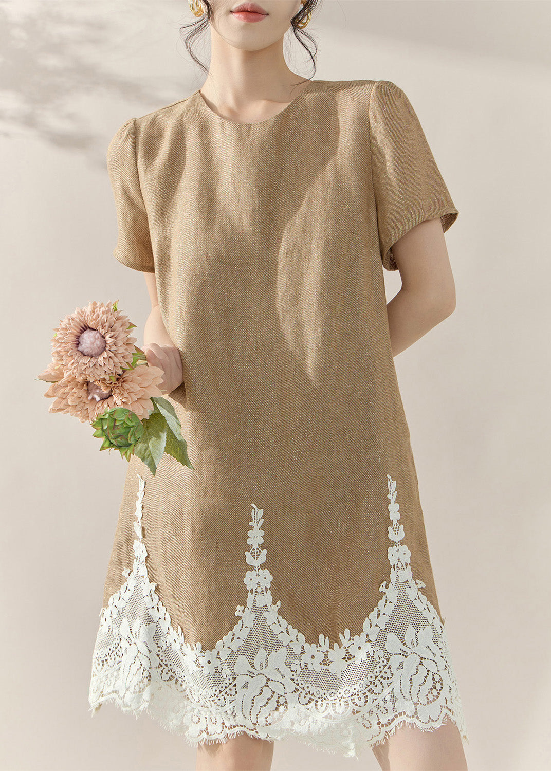 Well Tailored Dress with a Graceful Silhouette