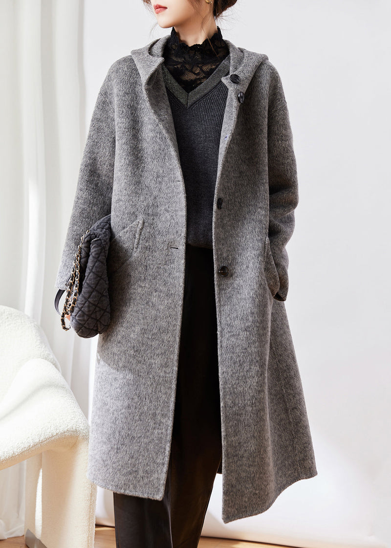 Classic Vintage Coat with a Flattering Fit