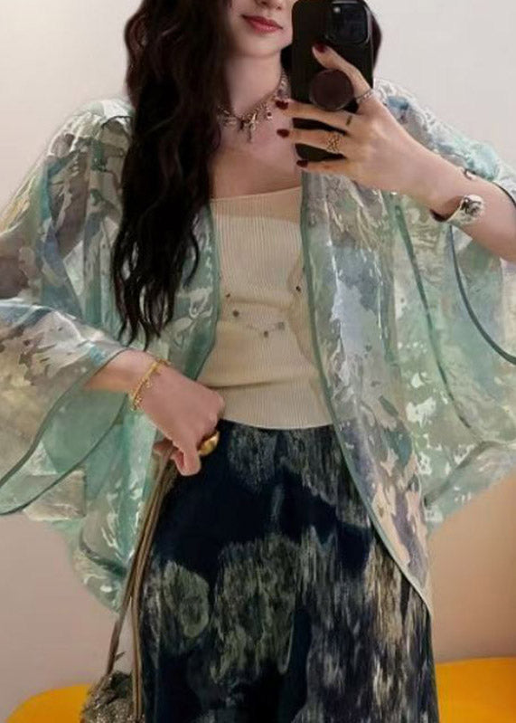 Gracefully Styled Coat for Any Occasion