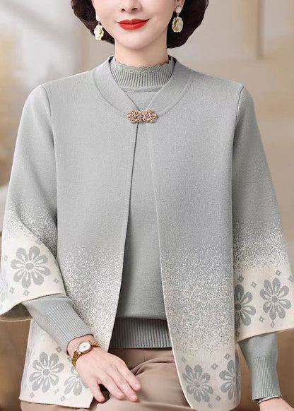 Gracefully Styled Sweater for Any Occasion