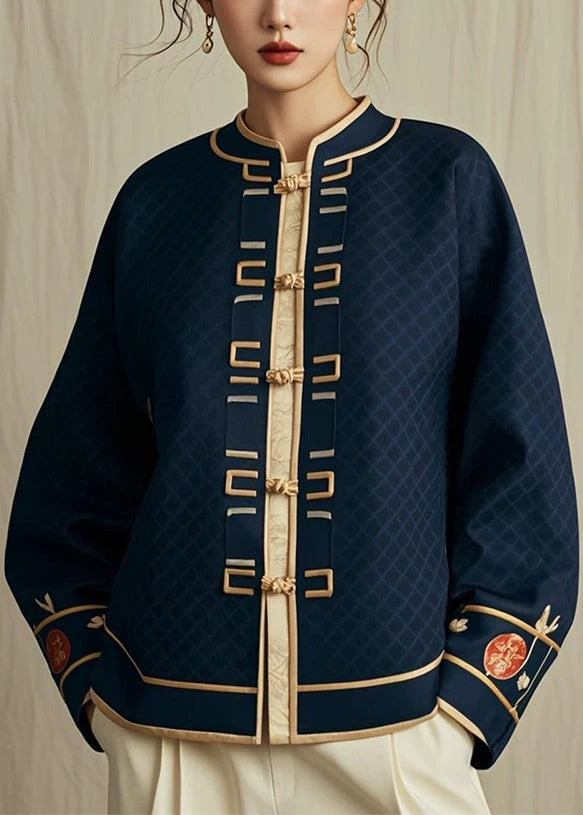 Well Tailored Coat with a Graceful Silhouette