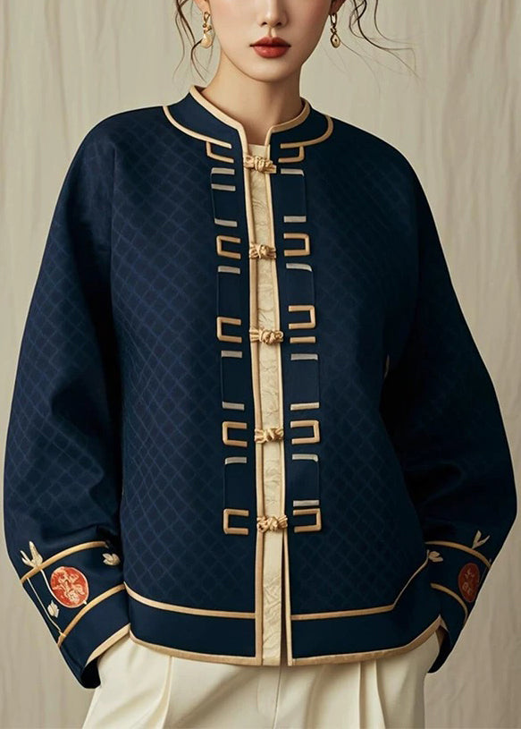 Well Tailored Coat with a Graceful Silhouette