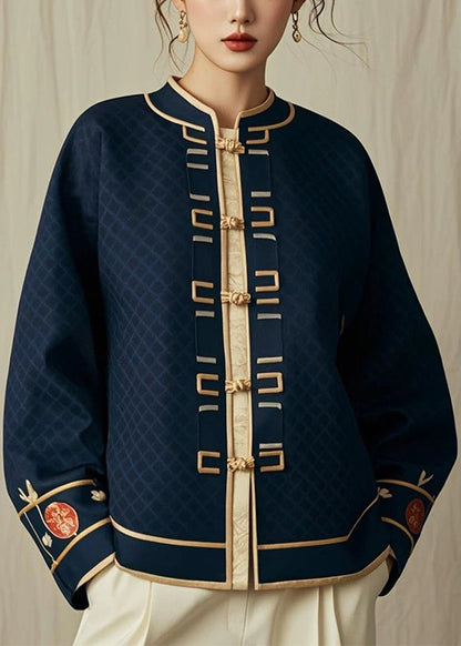Well Tailored Coat with a Graceful Silhouette