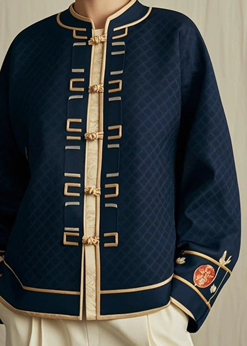 Well Tailored Coat with a Graceful Silhouette