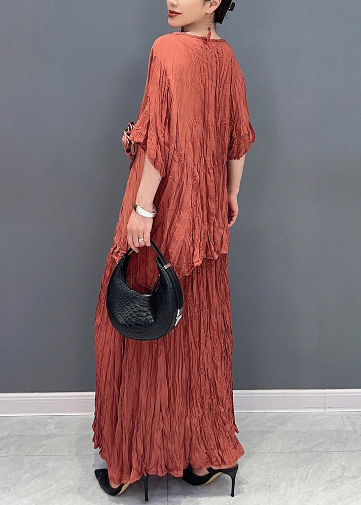 Well Tailored Top with a Graceful Silhouette