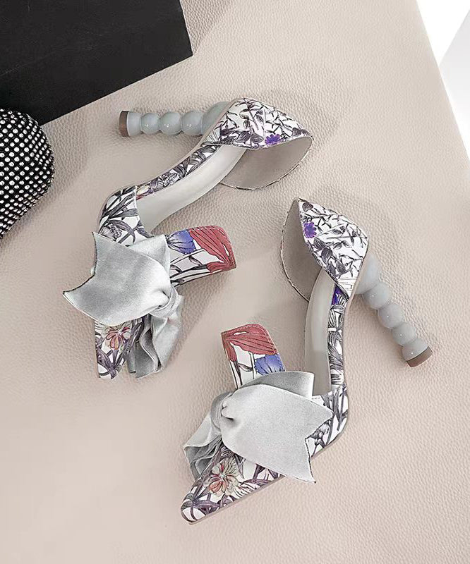 Graceful Orthopedic Sandals for Modern Look
