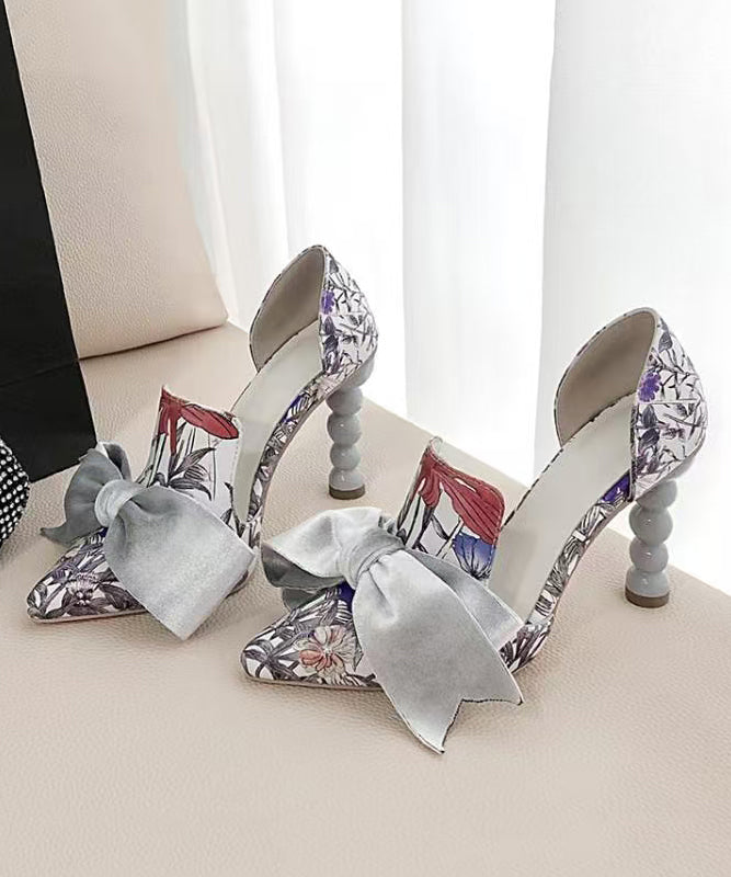 Graceful Orthopedic Sandals for Modern Look