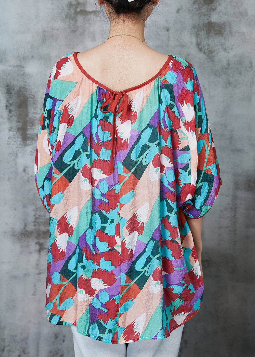 Beautifully Crafted Blouse in a Classic Style