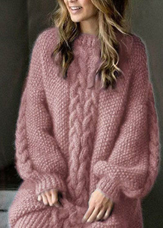 Well Tailored Sweater with a Graceful Silhouette