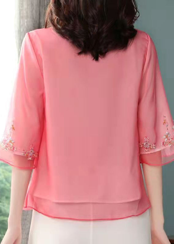 Beautifully Finished Top in a Timeless Design