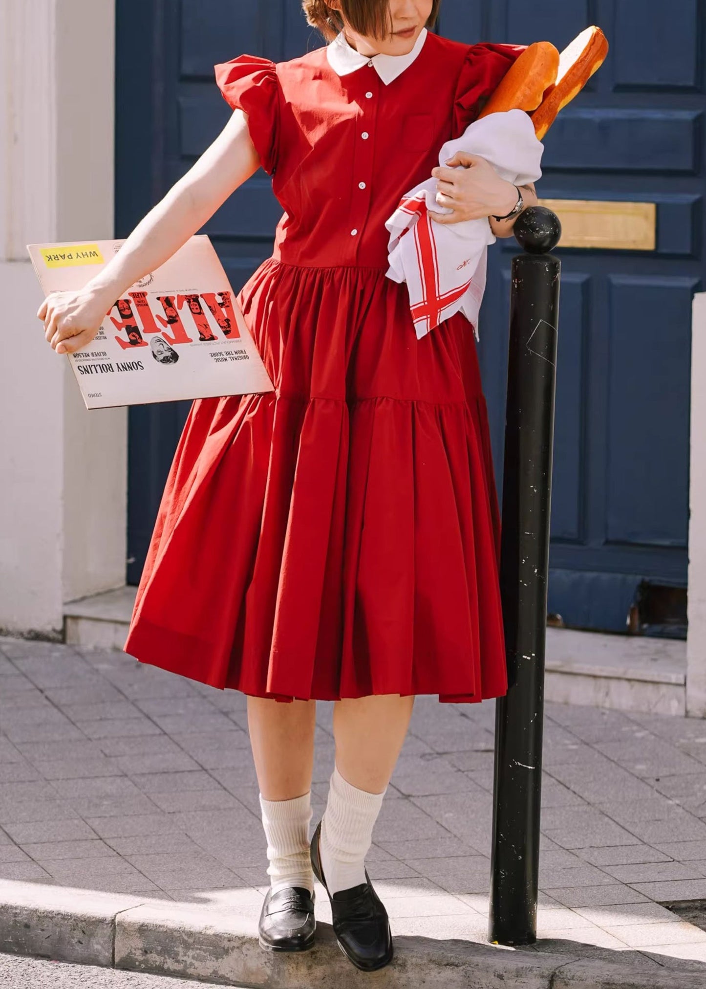 Well Tailored Dress with a Graceful Silhouette