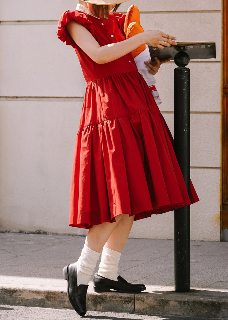 Well Tailored Dress with a Graceful Silhouette