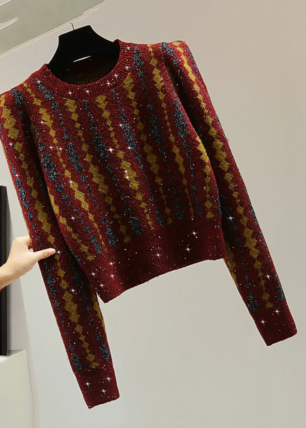 Well Tailored Sweater with a Graceful Silhouette