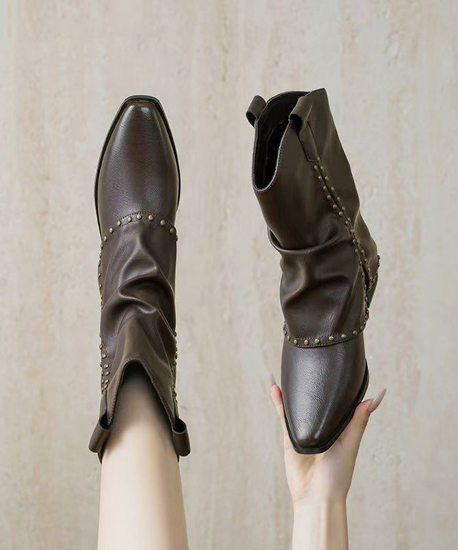 Graceful Orthopedic Boots for Modern Look