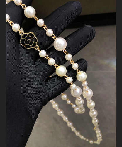 Classic Pearl Necklace with Timeless Appeal