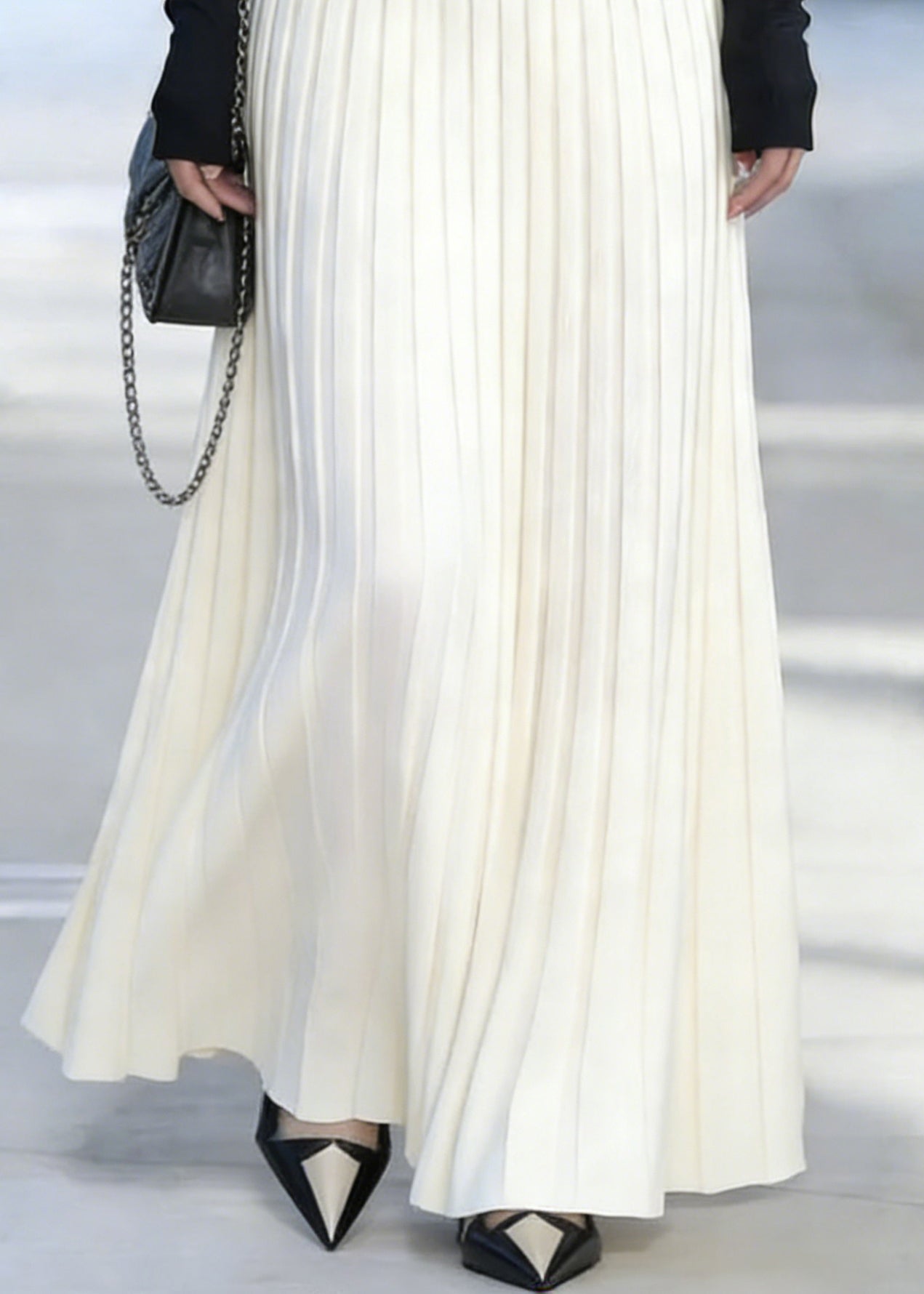 Gracefully Styled Garment for Any Occasion