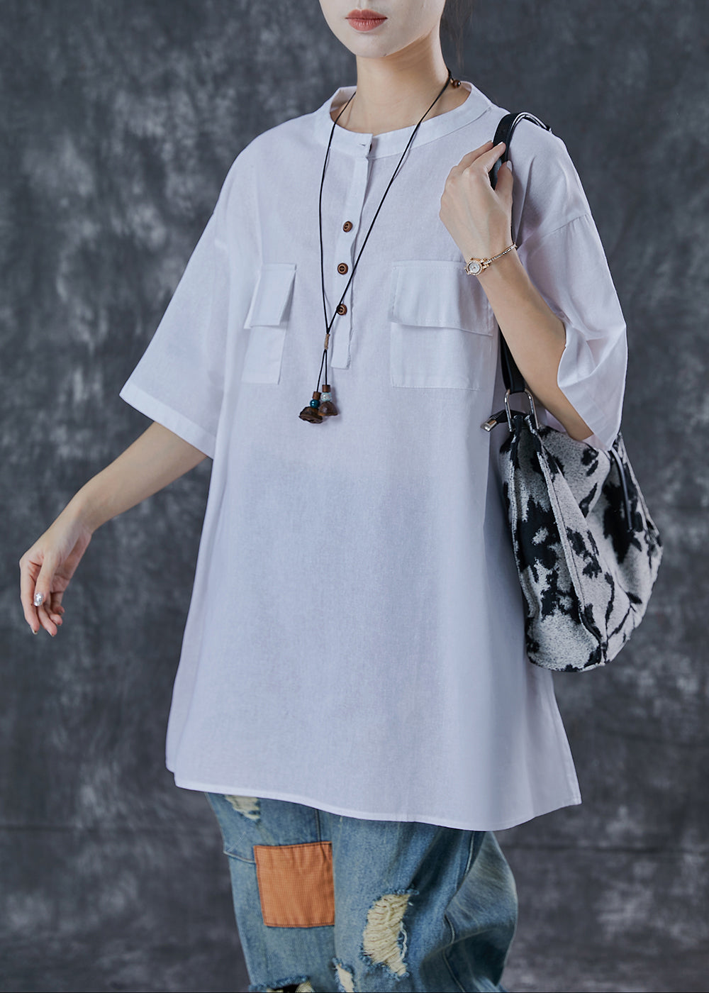 Gracefully Styled Garment for Any Occasion