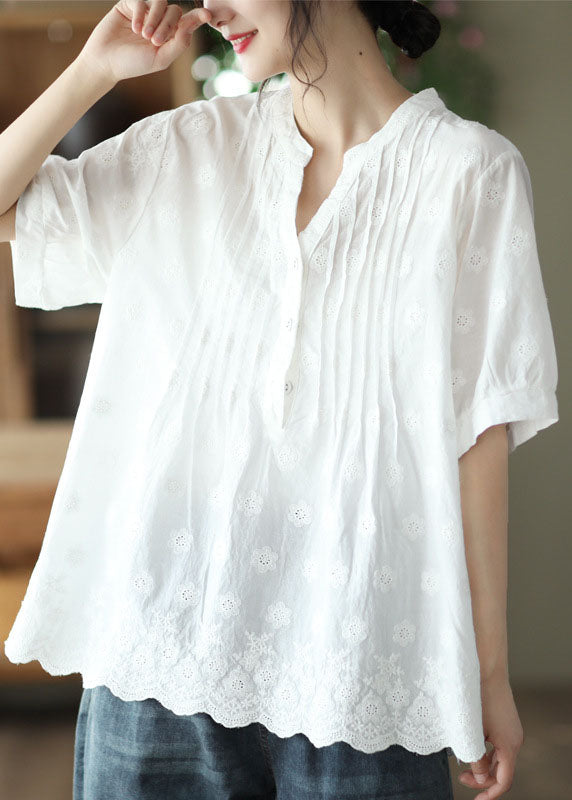 Classic Vintage Shirt with a Flattering Fit