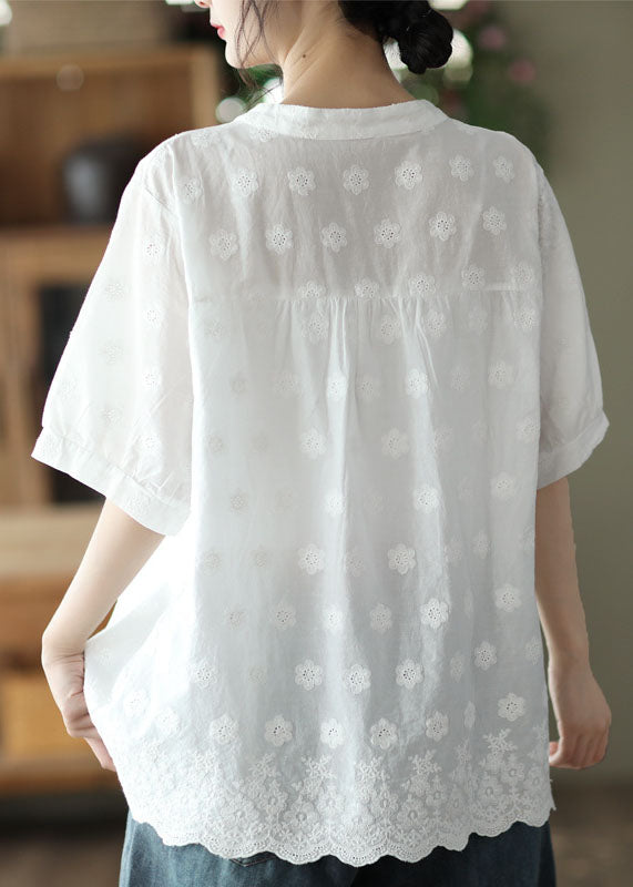 Classic Vintage Shirt with a Flattering Fit