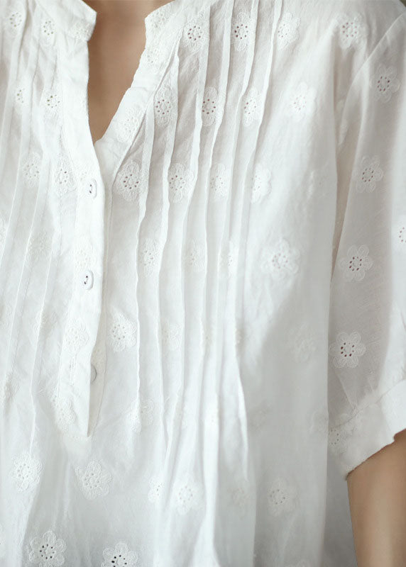 Classic Vintage Shirt with a Flattering Fit