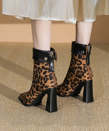 Graceful Orthopedic Boots for Modern Look