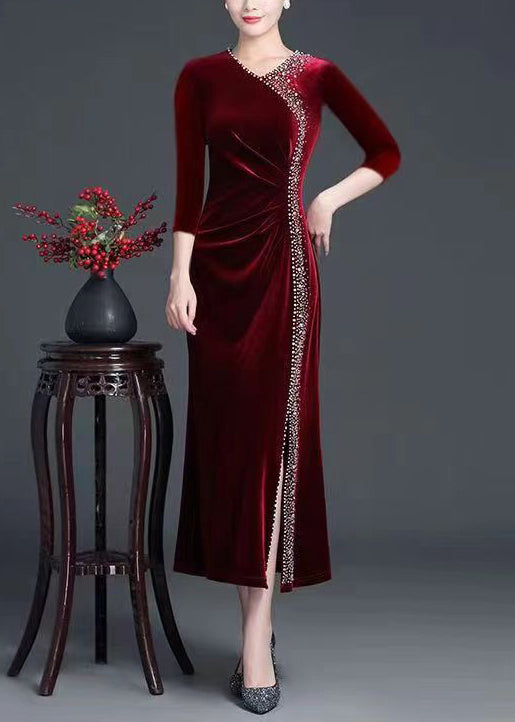 A Vintage Style Dress with Delicate Timeless Details