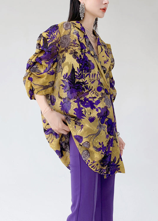 Elegantly Styled Coat for Everyday Wear