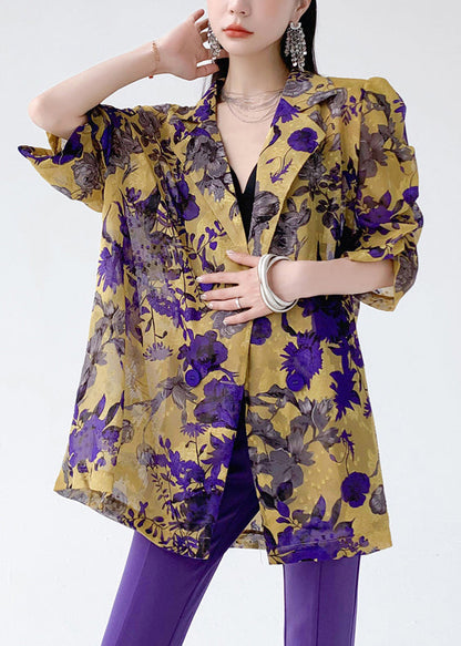 Elegantly Styled Coat for Everyday Wear
