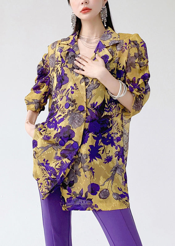 Elegantly Styled Coat for Everyday Wear