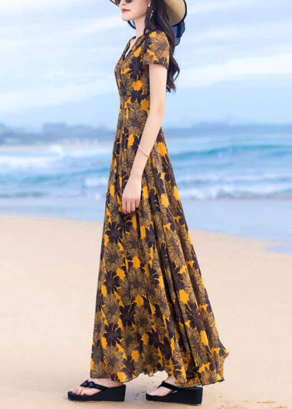Sophisticated Dress with a Clean Classic Look