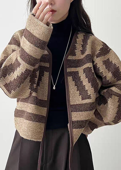 Beautifully Finished Cardigan in a Timeless Design