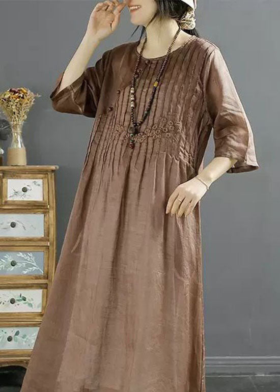Gracefully Styled Dress for Any Occasion