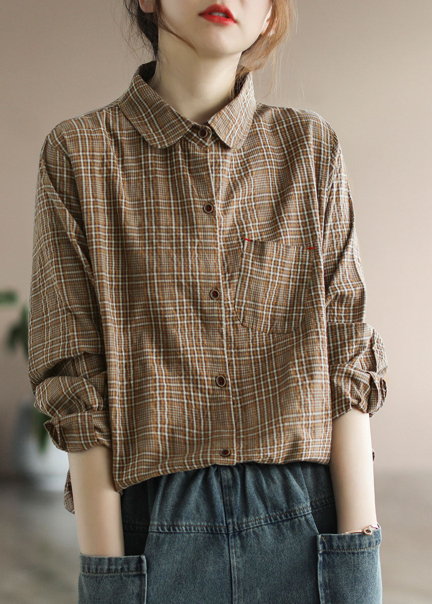 Classic Vintage Shirt with a Flattering Fit