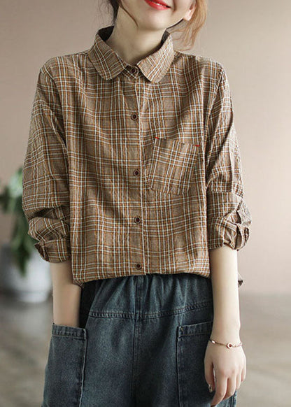Classic Vintage Shirt with a Flattering Fit