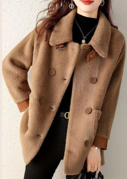 Beautifully Crafted Coat in a Classic Style