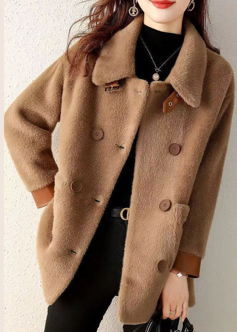 Beautifully Crafted Coat in a Classic Style