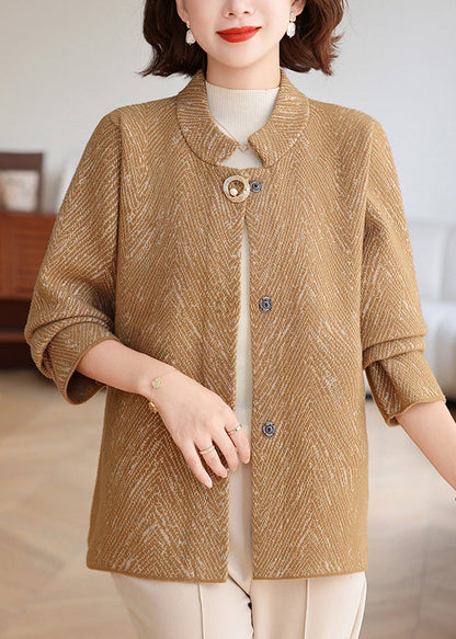 Effortlessly Elegant Coat with a Timeless Design