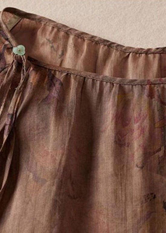 Classic Vintage Blouse with a Flattering Fit