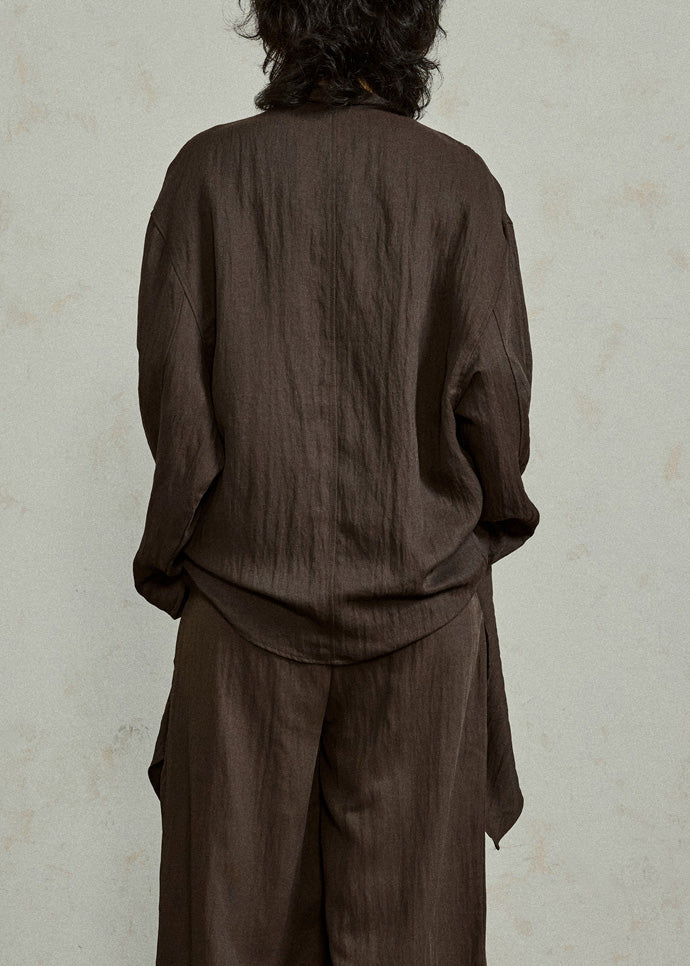 Well Tailored Shirt with a Graceful Silhouette