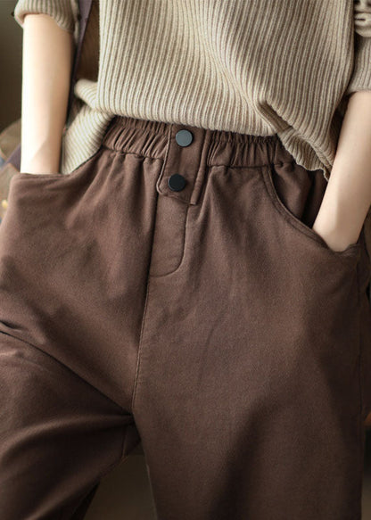 Well Tailored Pants with a Graceful Silhouette