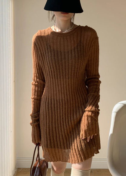 Well Tailored Sweater with a Graceful Silhouette
