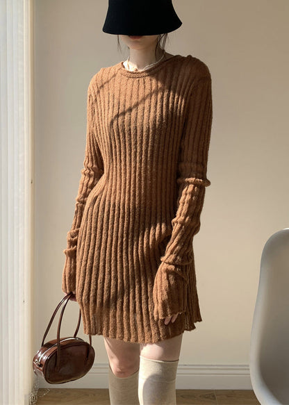 Well Tailored Sweater with a Graceful Silhouette