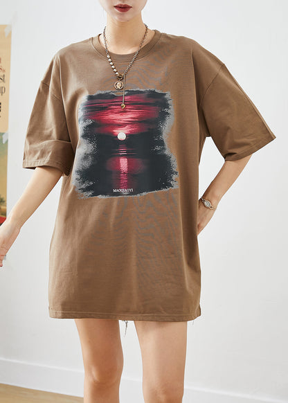 Well Tailored Top with a Graceful Silhouette