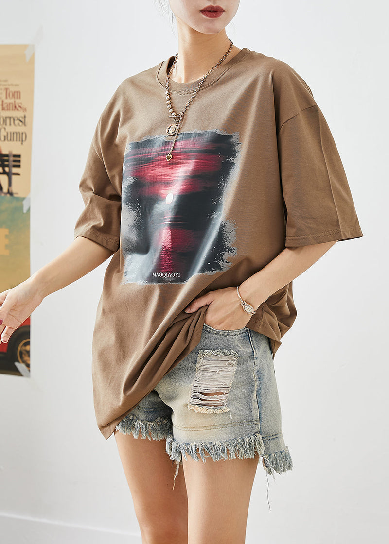 Well Tailored Top with a Graceful Silhouette